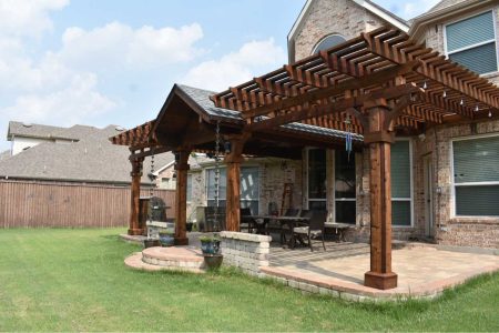 Custom Pergola builders in houston tx
